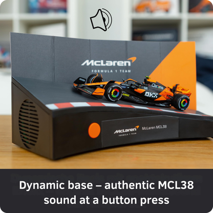 McLaren MCL38 Advent Calendar 1:43
